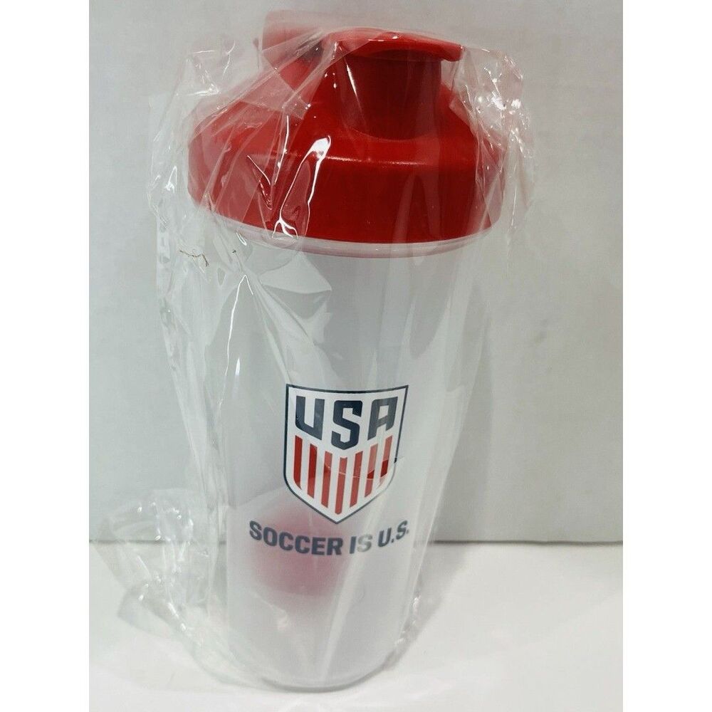 2026 USA SOCCER BLENDER SHAKER BOTTLE 24OZ SEALED TUMBLER